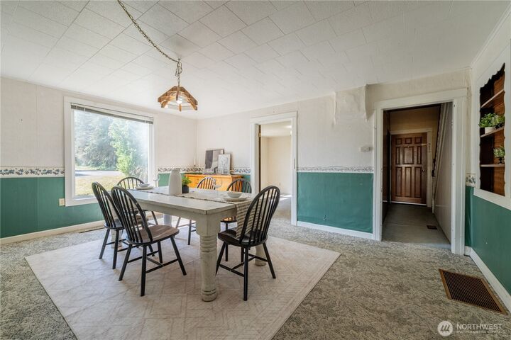 Property Photo: 10121 67th Avenue NE WA 98223