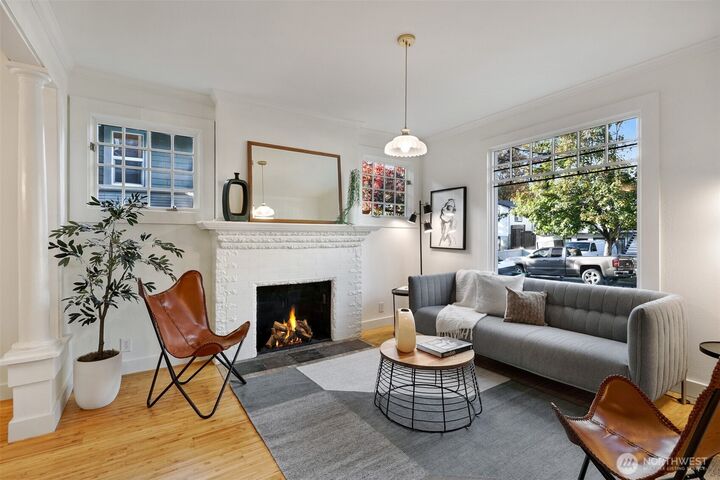 Property Photo: 2311 E Columbia Street WA 98122