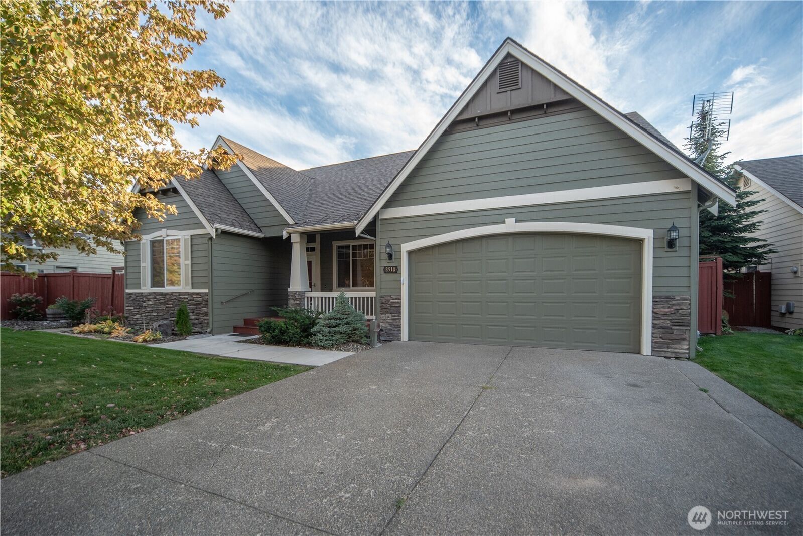 Property Photo: 2510 Carriage Loop WA 98926