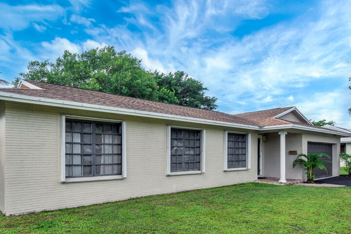 Property Photo: 6030 SW 8th Court FL 33317