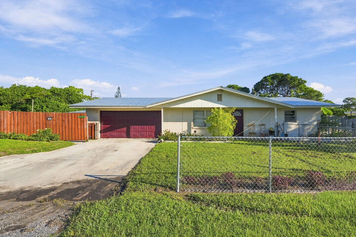 Property Photo:  950 Revels Lane  FL 34982 