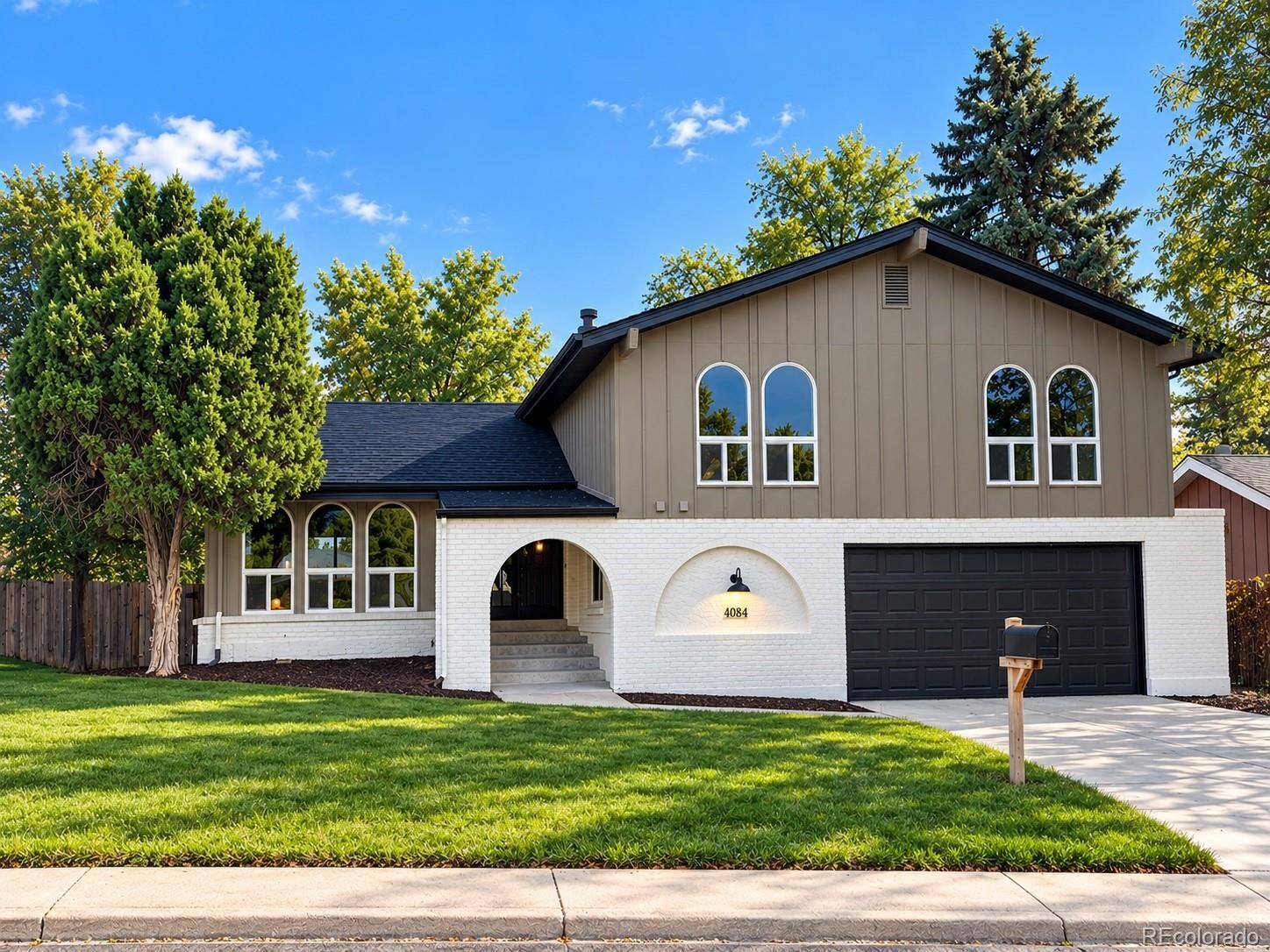 Property Photo:  4084 S Willow Way  CO 80237 