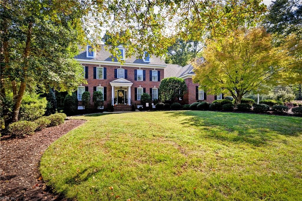 Property Photo:  216 Holly Hills Dr  VA 23185 