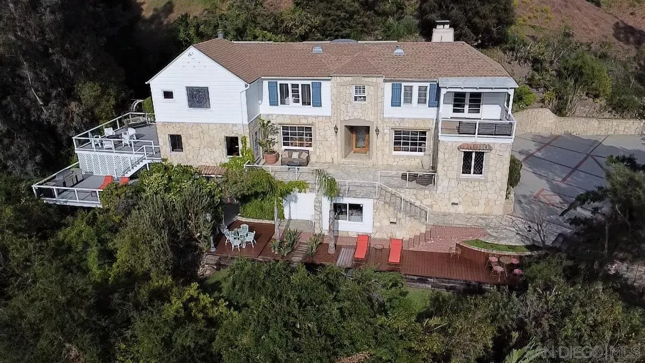 Property Photo: 2400 Benedict Canyon Dr CA 90210