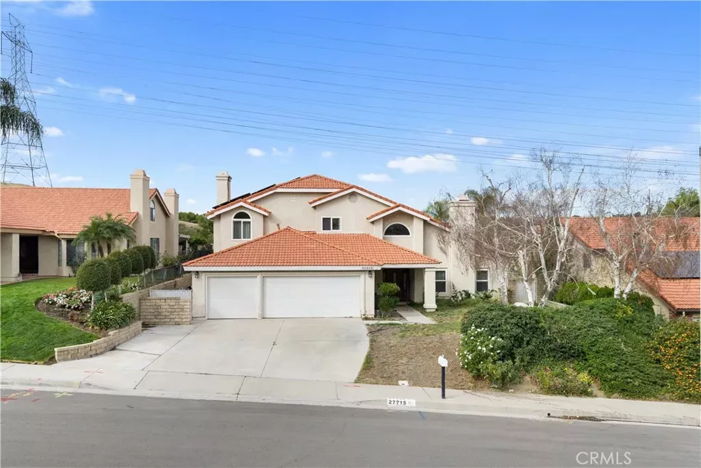 Property Photo:  27715 Sutters Pointe  CA 91350 