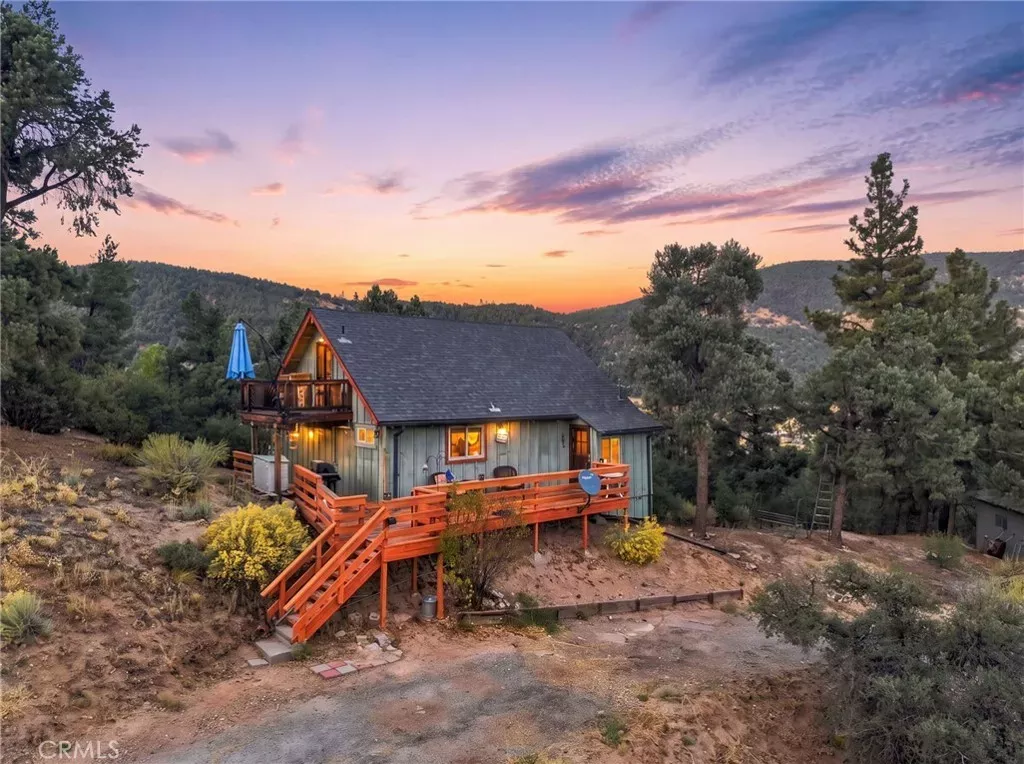 Property Photo:  1317 Leisure  CA 93225 