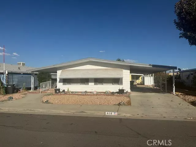 Property Photo: 618 Seville CA 92543