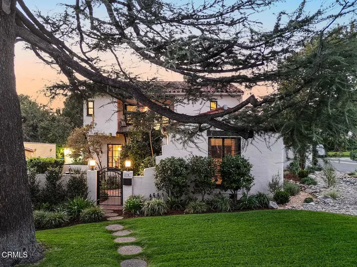 Property Photo:  2391 Catherine Road  CA 91001 