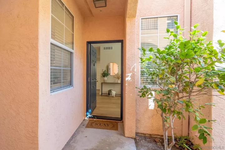 Property Photo: 18812 Caminito Cantilena 124 CA 92128