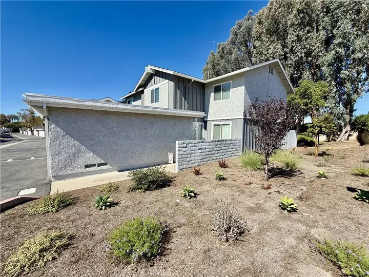 Property Photo: 22871 Leo Ln 49 CA 92630