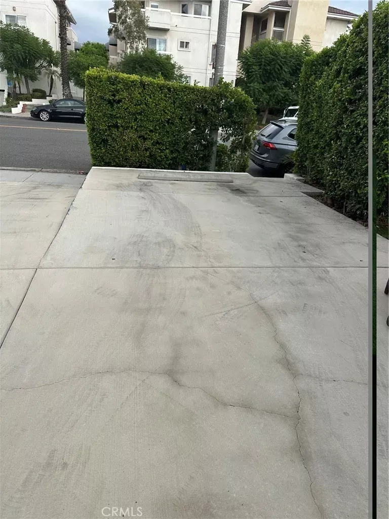 Property Photo:  607 N Jackson  CA 91206 