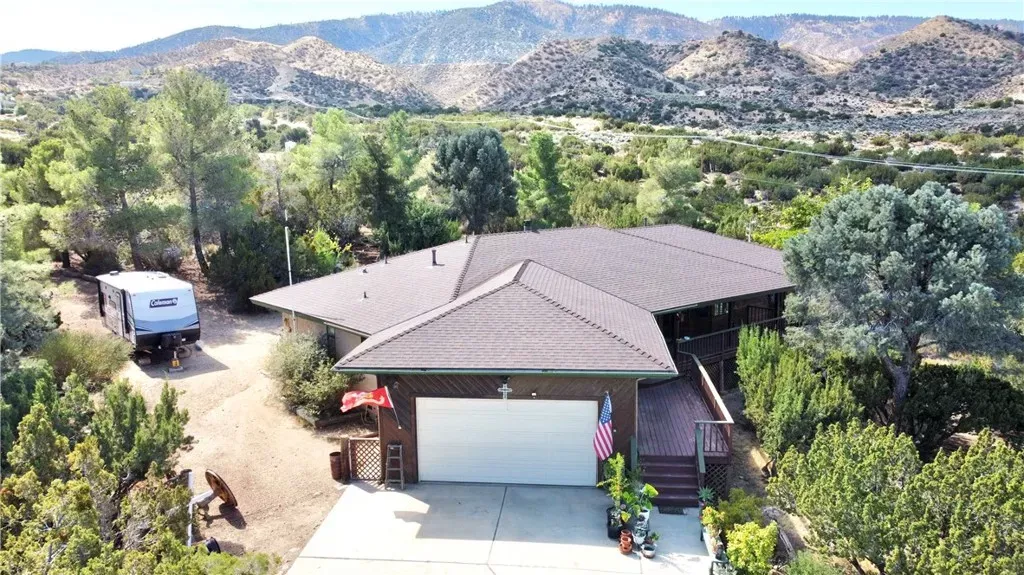 Property Photo:  945 Nielson Road  CA 92372 