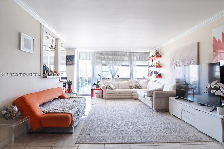 Property Photo:  250 174th St 502  FL 33160 