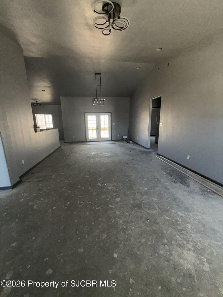 Property Photo: 1045 Valley View Drive NM 87413