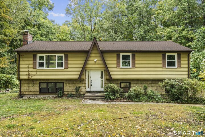 Property Photo:  32 Woodhaven Drive  CT 06013 
