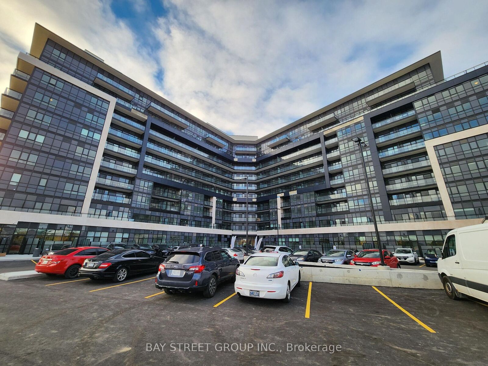 Property Photo: 395 Dundas Street W 521 ON L6M 5R8