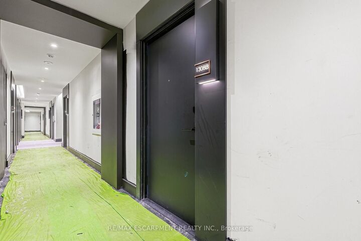 Property Photo:  125 Nipissing Road 1308B  ON L9T 1R3 