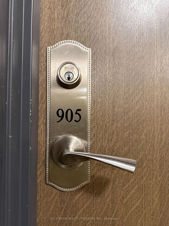 Property Photo:  9560 Markham Road 905  ON L6E 0T9 