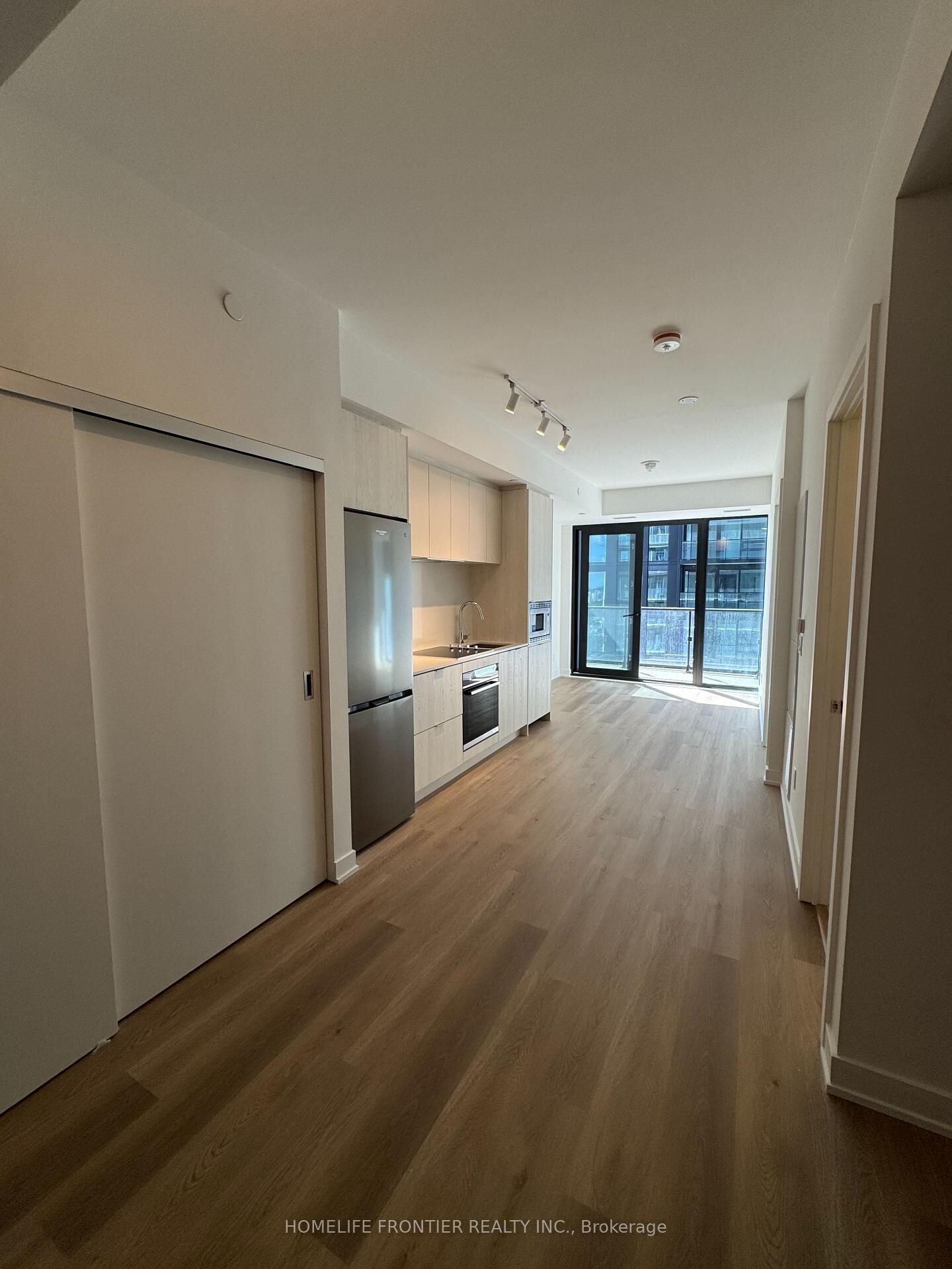 Property Photo:  101 John Street 1615  ON L8R 1H7 