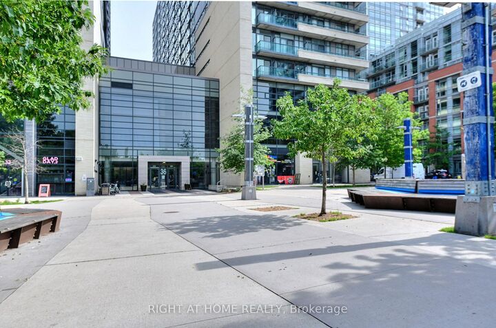 Property Photo: 36 Lisgar Street 1511W ON M6J 0C7