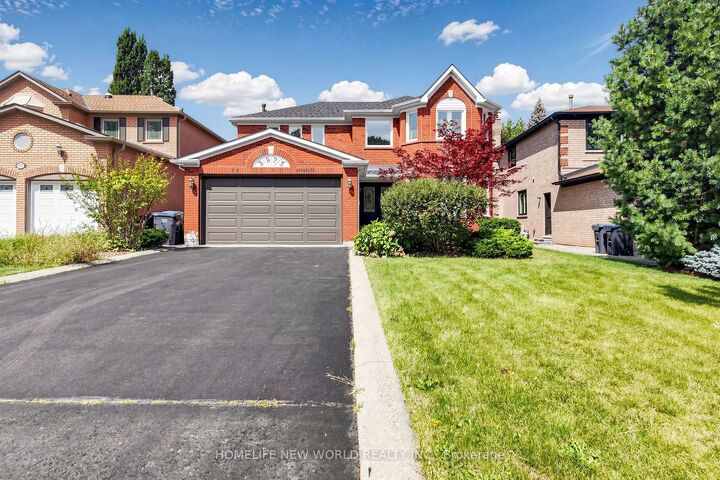 Property Photo:  3973 Rolling Valley Drive  ON L5L 5P3 