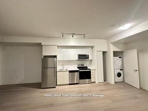 Property Photo: 59 Annie Craig Drive 3203 ON M8V 1A1