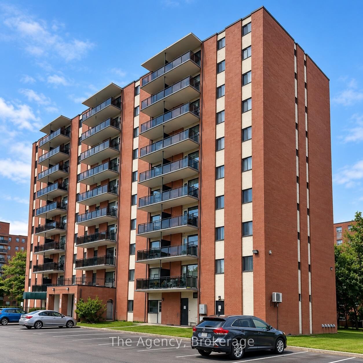 Property Photo:  45 Paisley Boulevard W 701  ON L5B 1E4 