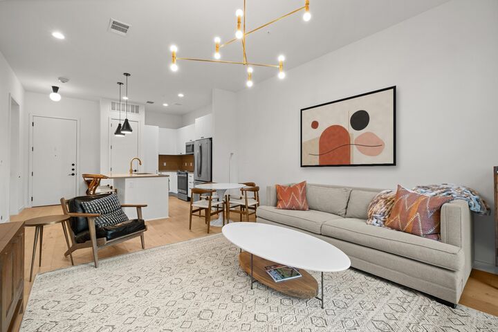 Property Photo:  800 Embassy Drive 124  TX 78702 