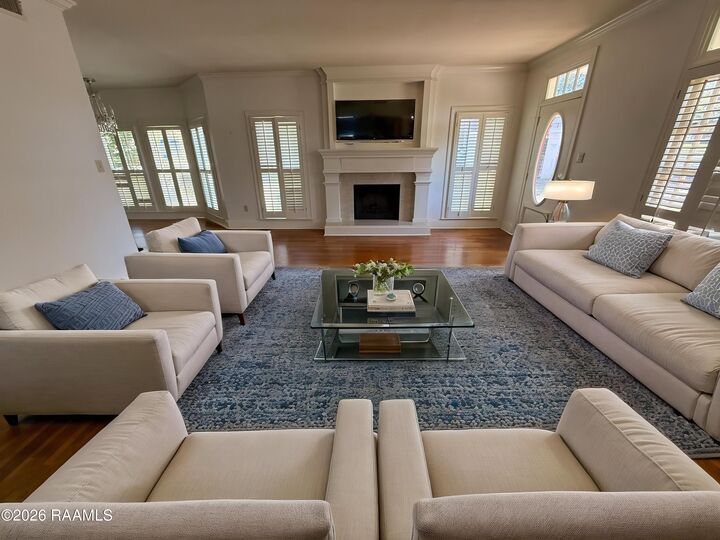 Property Photo: 553 Esplanade Drive LA 70508