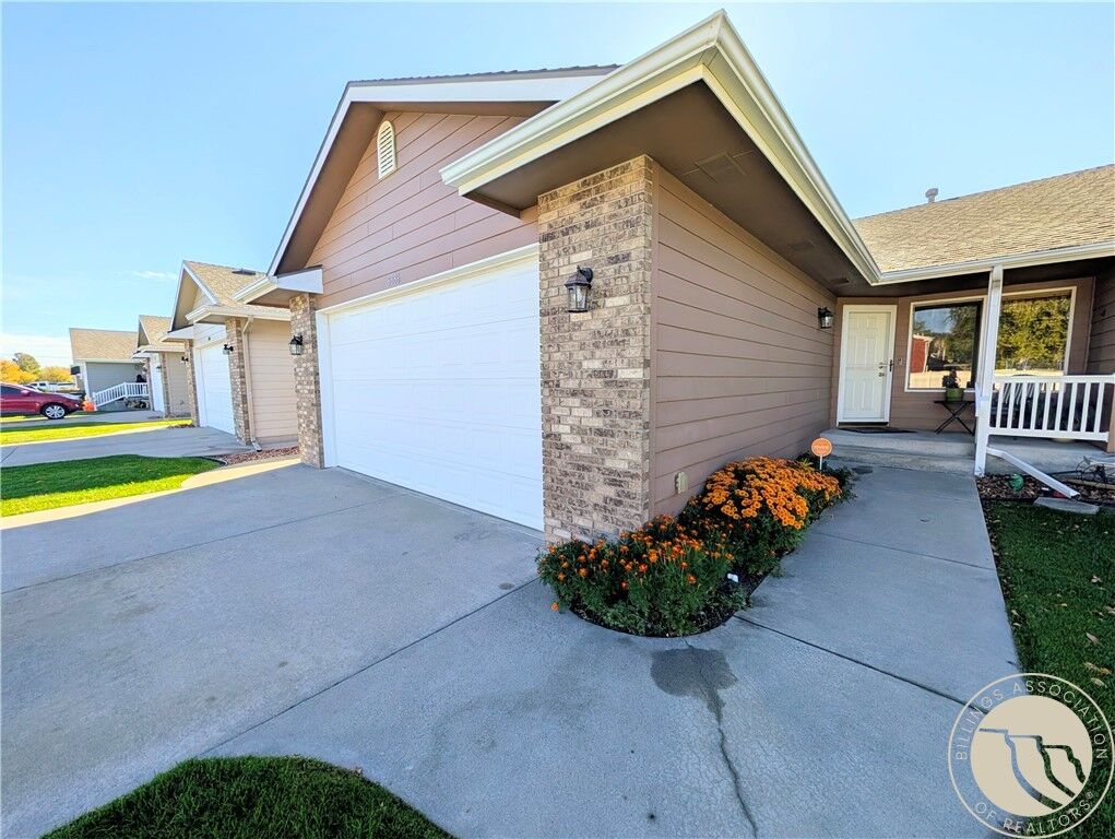 Property Photo: 3886 Avenue C MT 59106