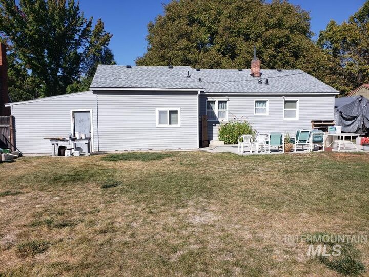 Property Photo:  3205 Hansen Ave  ID 83703 