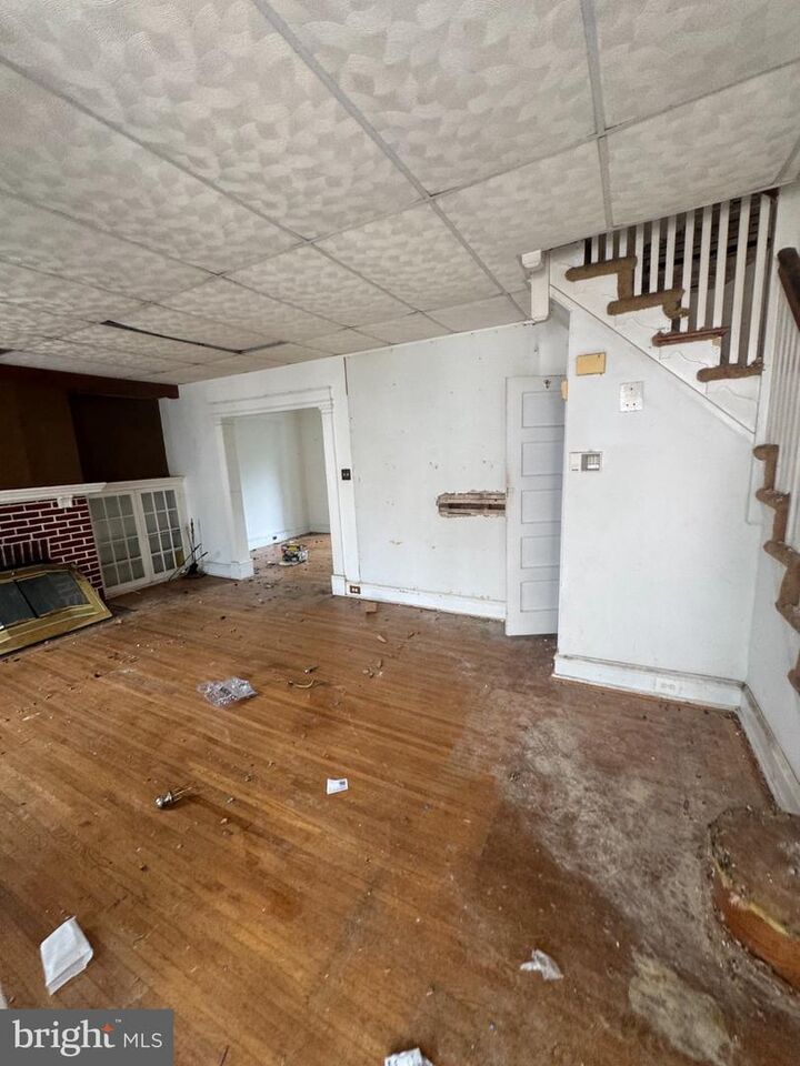 Property Photo:  39 N Ashmead Place N  PA 19144 