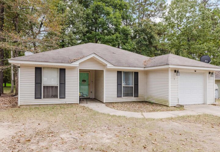 Property Photo:  3 Pine Thicket Court  AR 72206 