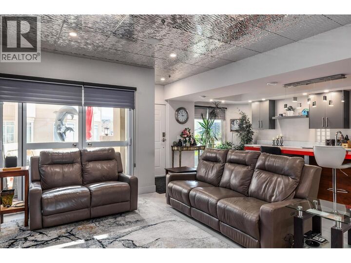 Property Photo:  1156 Sunset Drive 113  BC V1Y 9R7 