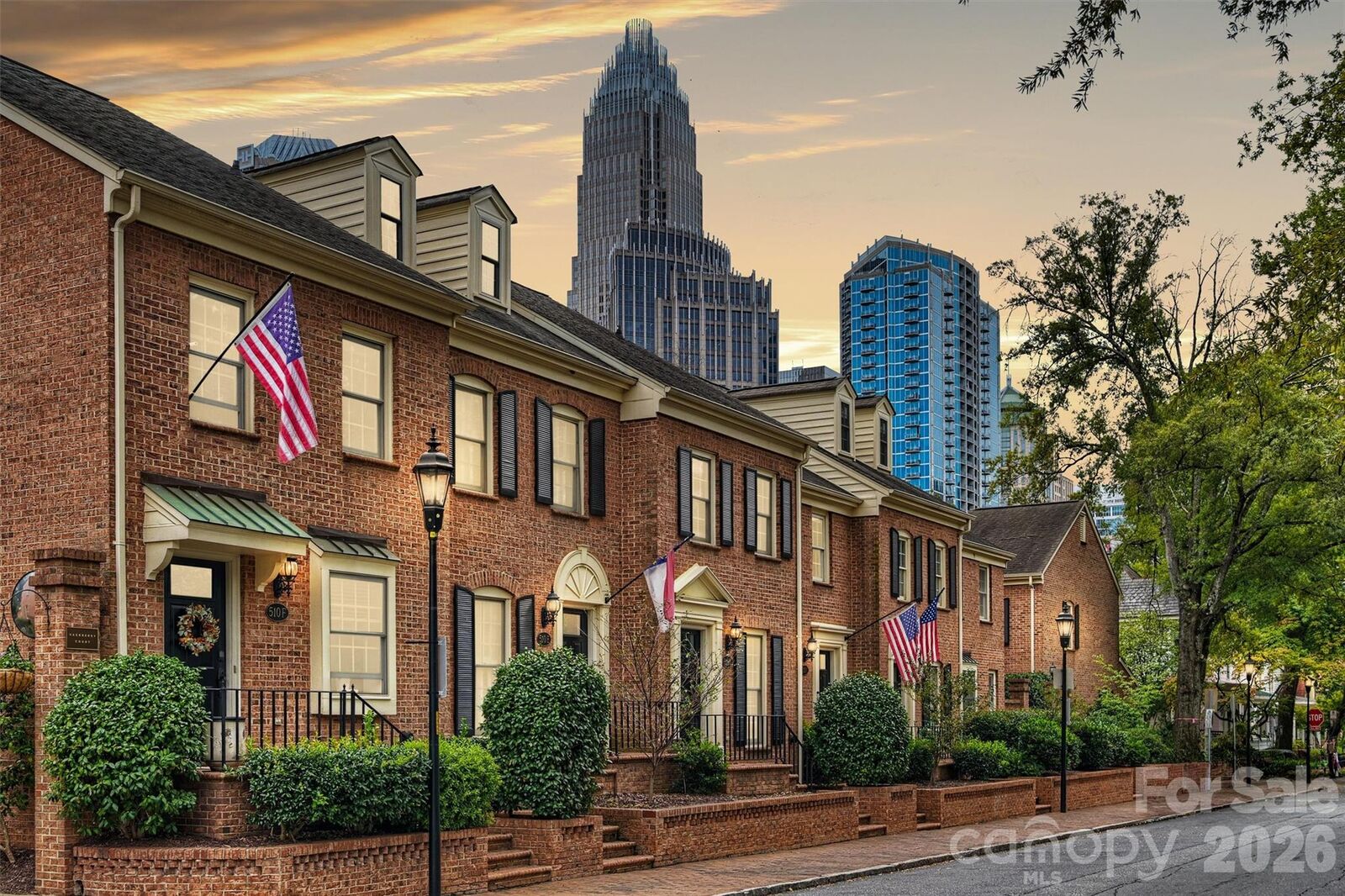 Property Photo:  500 N Poplar Street B  NC 28202 