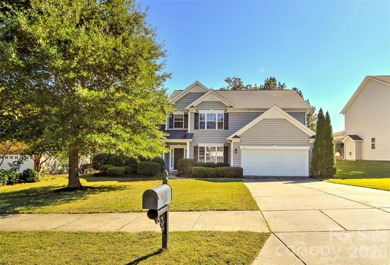 Property Photo: 1217 Williamstown Road NC 28105