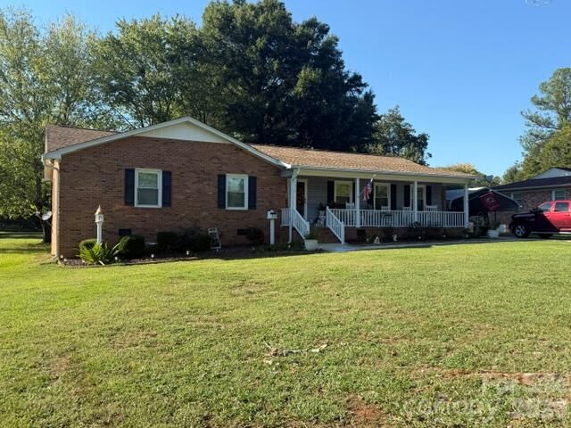 Property Photo:  1312 Christopher Circle  SC 29730 