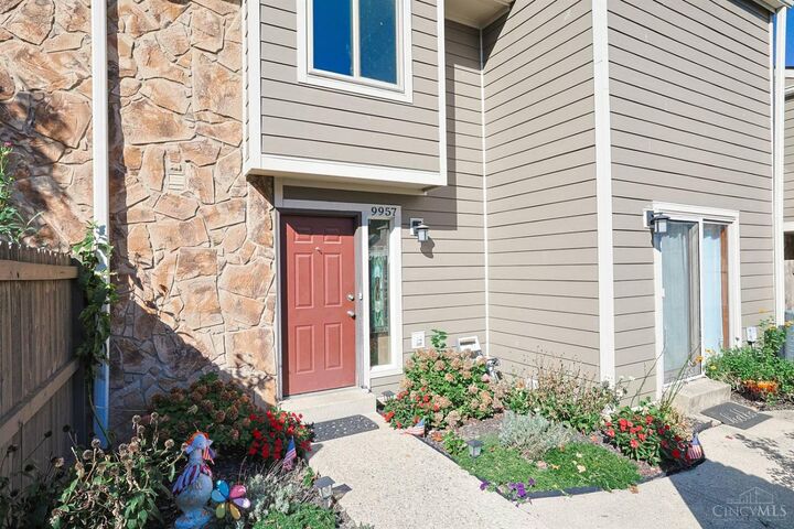 Property Photo:  9957 Timbers Drive  OH 45242 