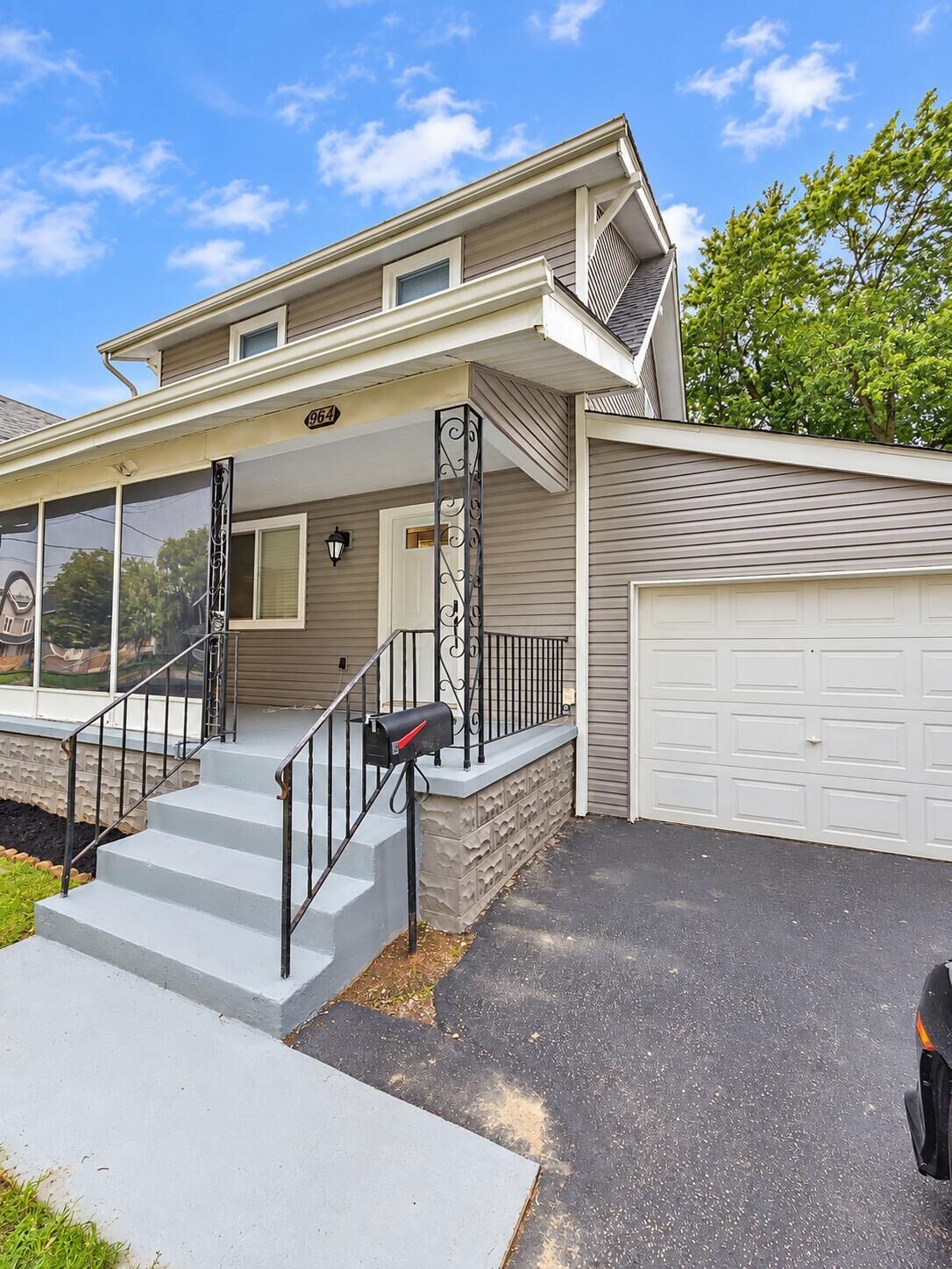 Property Photo:  964 Lawrence Drive  OH 43207 
