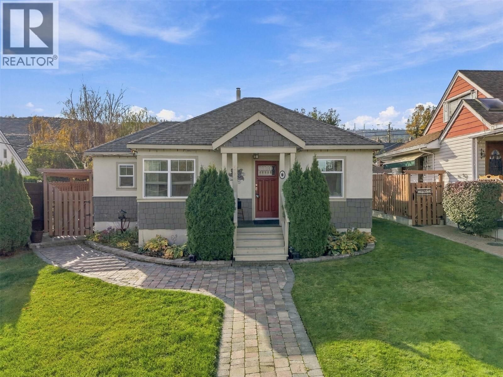 Property Photo:  1233 Pine Street  BC V2C 3A8 