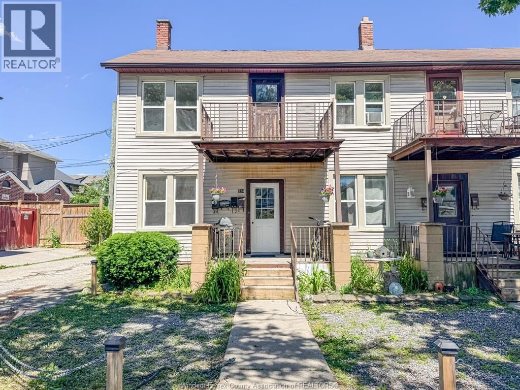 Property Photo: 130 Elm Avenue 124 Lower ON N9A 5G8