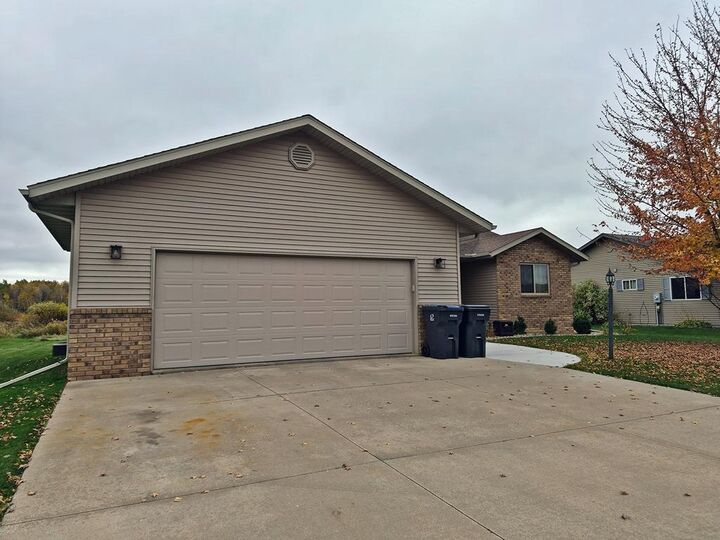 Property Photo:  805 W Roberts Street  WI 54479 