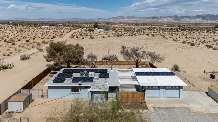 Property Photo:  3883 Hilltop Drive  CA 92277 