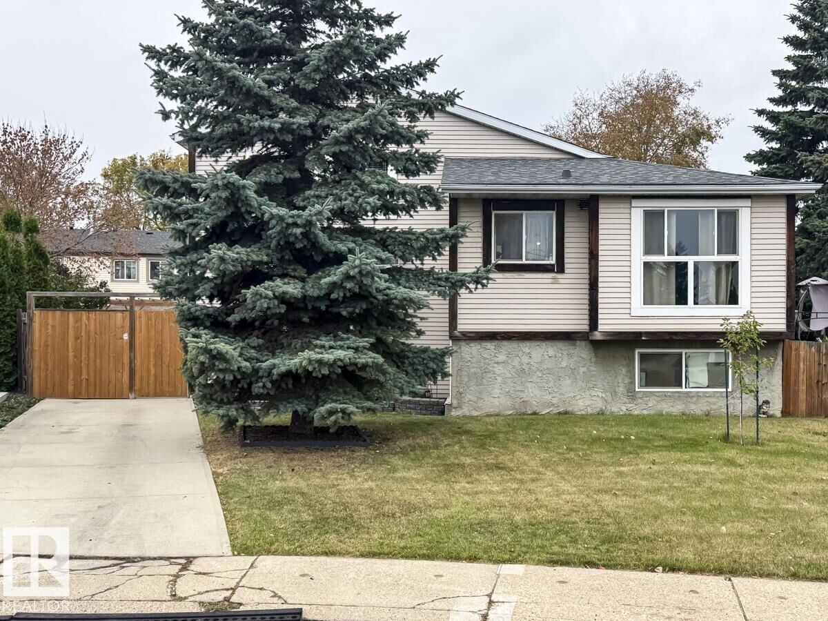Property Photo:  4619 35 Avenue NW  AB T6L 3P8 