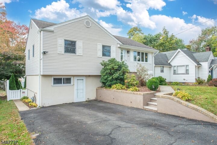Property Photo:  197 Lake Shore Dr  NJ 07034 