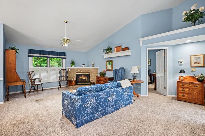 Property Photo:  1575 Stone Court  IN 46514-2345 