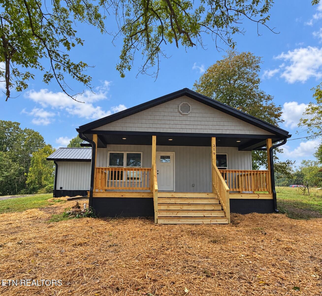 Property Photo: 319 S Church Ave TN 37854