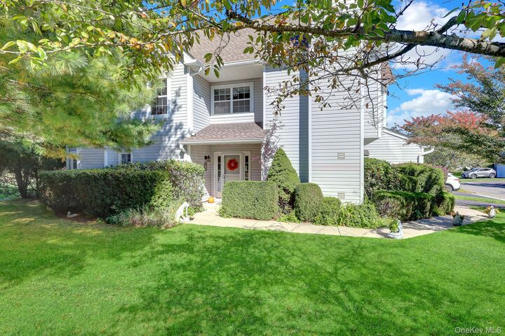 Property Photo:  208 Erik Drive  NY 11733 