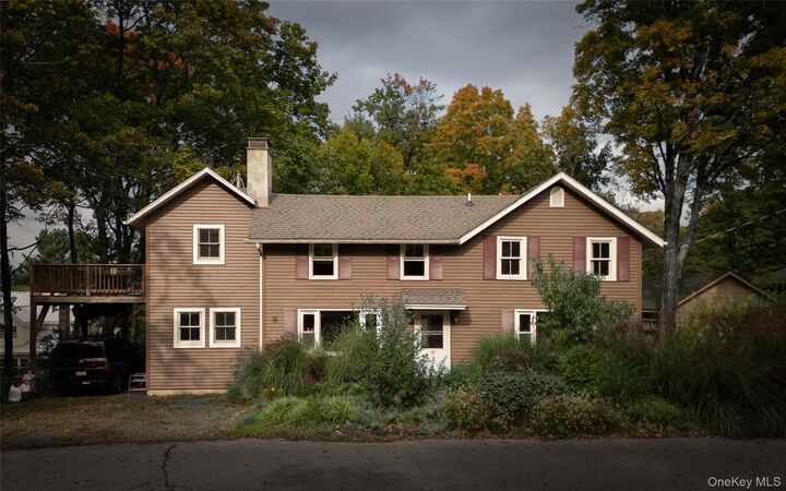 Property Photo:  19 Russell Avenue  NY 12574 