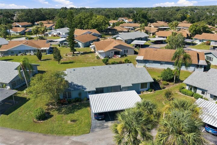 Property Photo:  404 Flanborough Trail A  FL 33573 